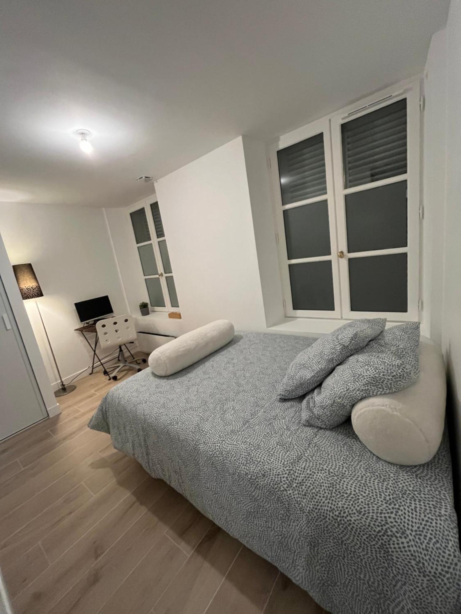Chambre Chez Habitant Douche Wc Prives - Calme - Terrasse Saint-Germain-en-Laye Exteriör bild